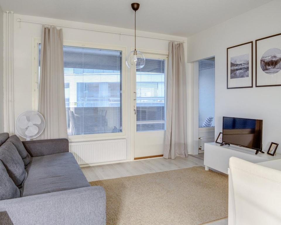 Tyylikäs kaksio Kakolanmäellä! Apartment in Turku