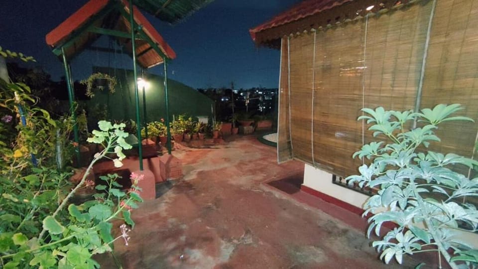 3 BHK Penthouse with Lake View Apartment in Bengaluru