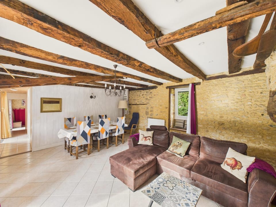 Communal lounge/ TV room, Living room