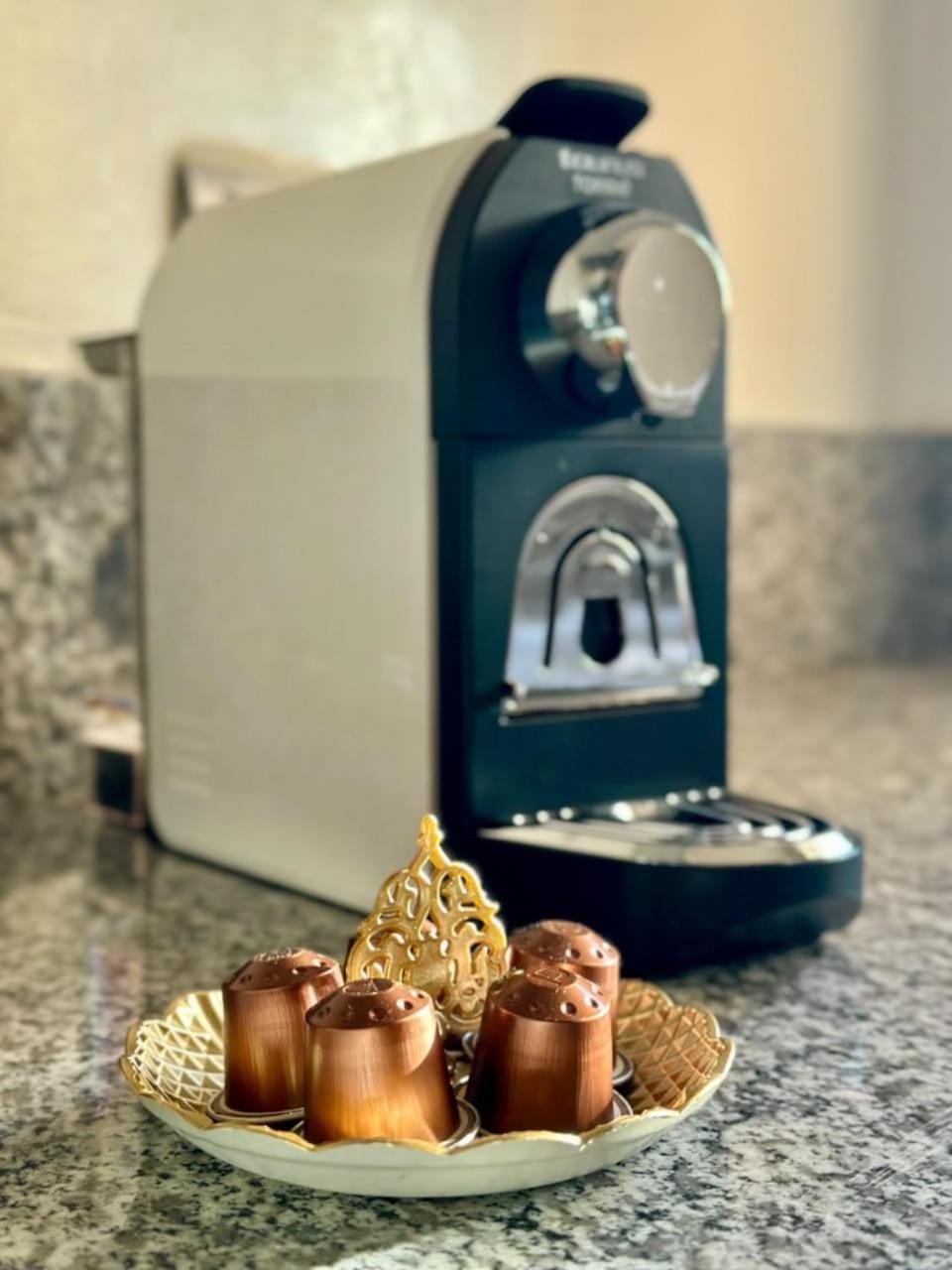 Coffee/tea facilities, Food and drinks