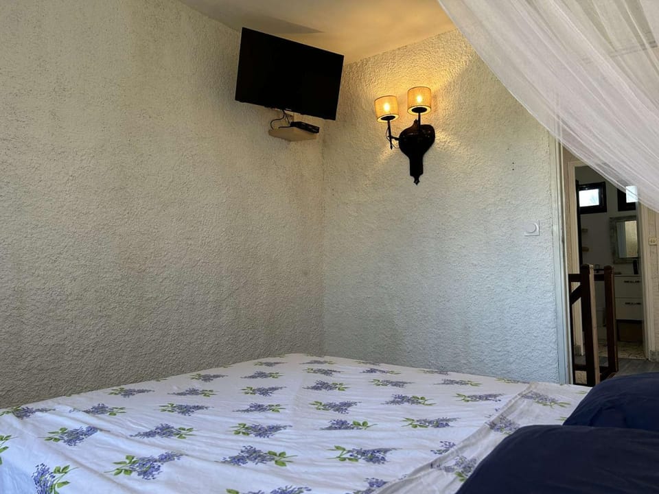 TV and multimedia, Bedroom
