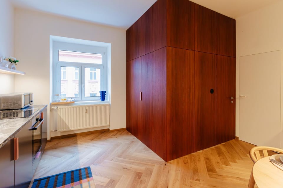 Kitchen or kitchenette, wardrobe