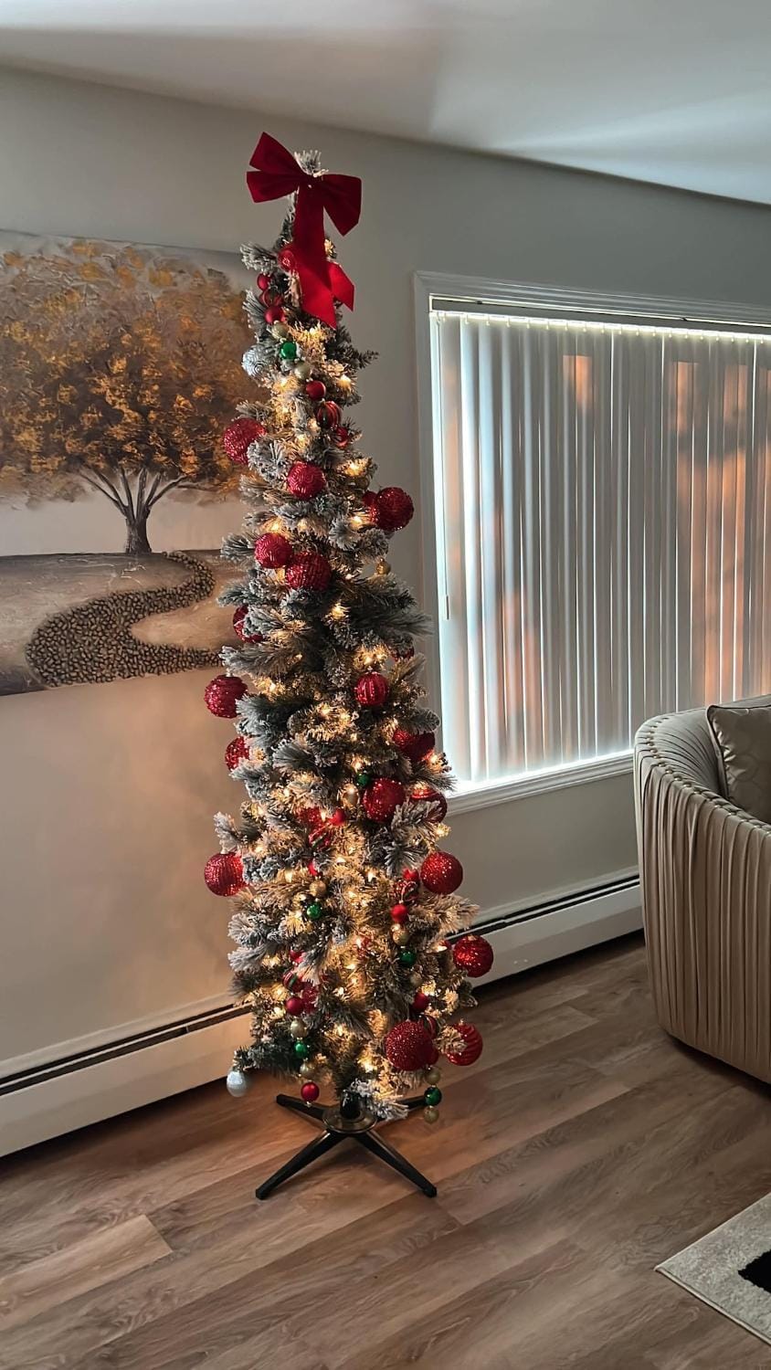 The Porchlight retreat Apartment in Farmington Hills