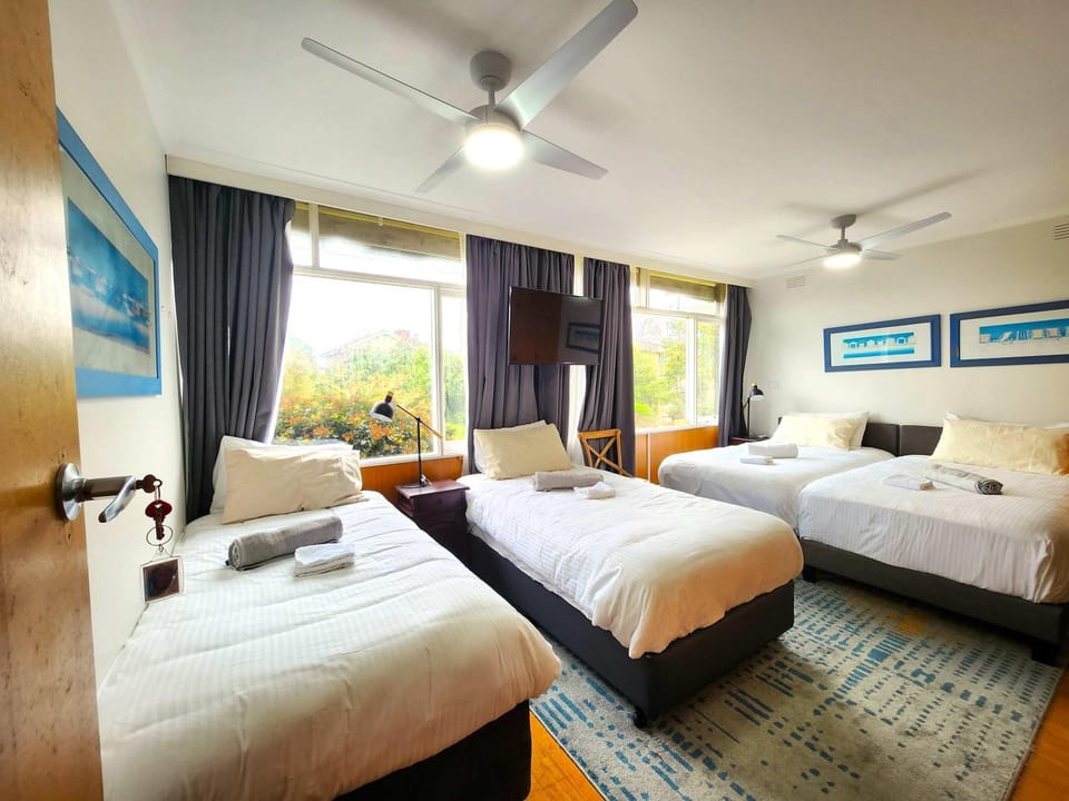 TV and multimedia, Bedroom, storage, towels