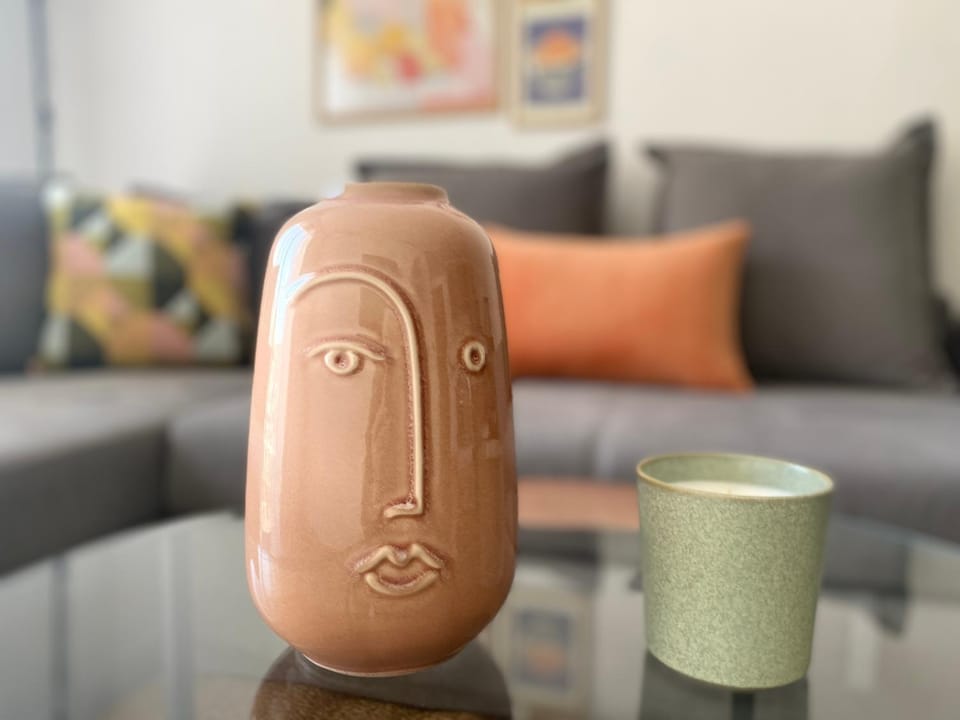 Living room, Decorative detail, Seating area