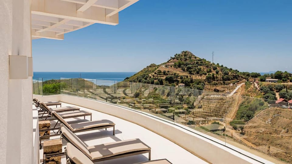 Palo Alto 7 Panoramic Views Terrace Luxury Apartment in Sierra de las Nieves