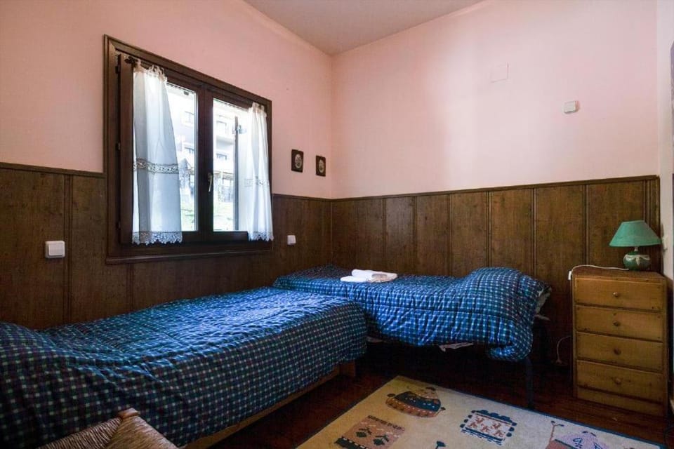 Apartamentos Tanau Apartment in Catalonia
