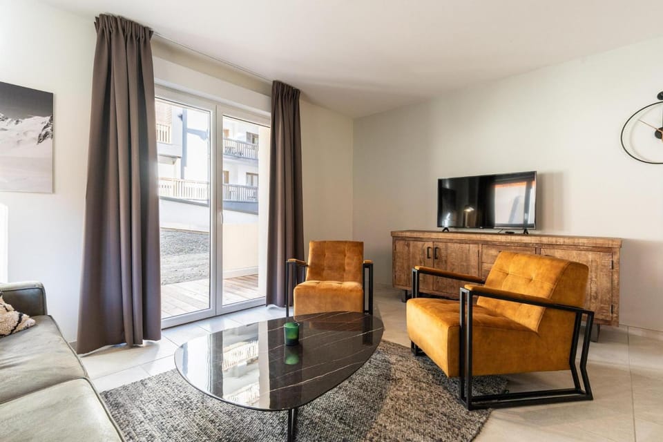 3-kamer flat | 5 personen | 5 min from the gondola | Res.Méri-Bellecombe Apartment in Les Allues