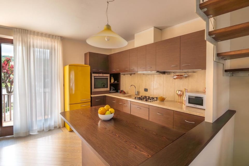Kitchen or kitchenette, oven, stove