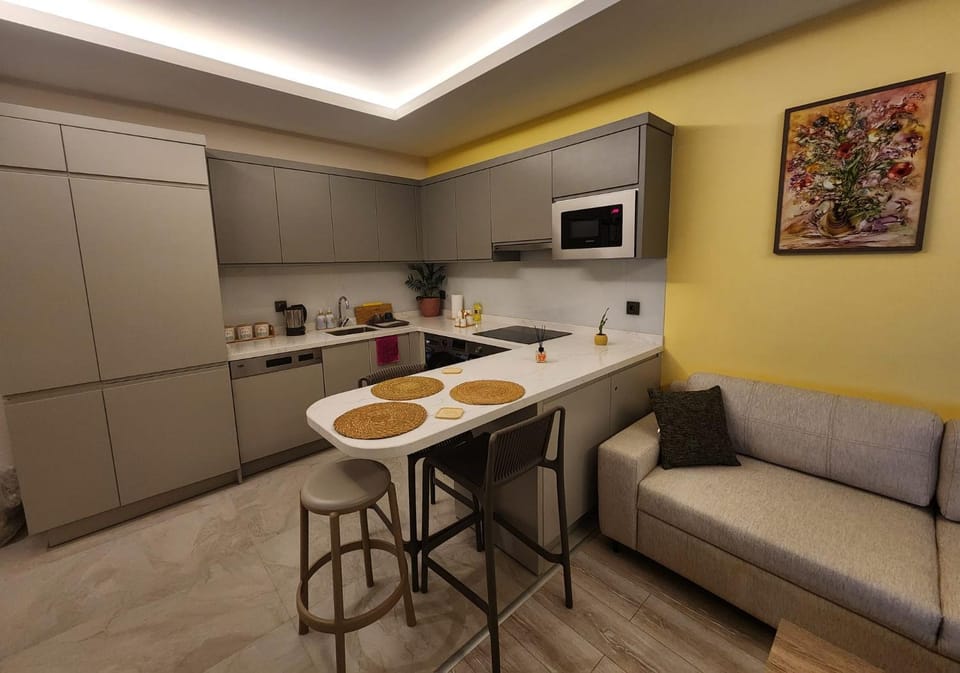 TOROS BULVAR Cozy fancy Sea view next to the Mall and near to the Beach, in the mid of Alanya Mahmutlar! Apartment in Antalya Province