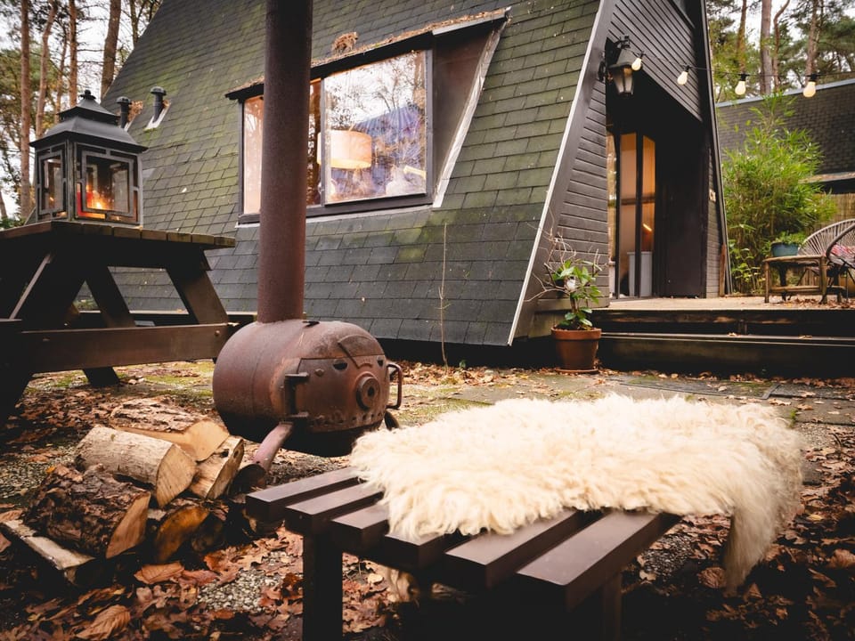 Boshuisje Rekem - Tanuki House in Limburg (province)