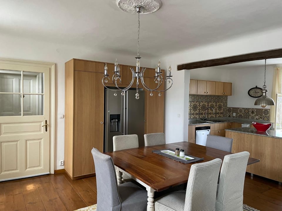 Historical 5-bedroom Farmhouse - disabled access Villa in Austria