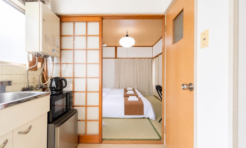 Bed, microwave, kitchen