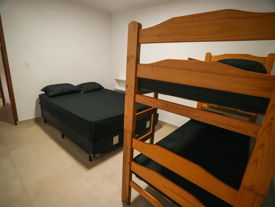 Bed, Bedroom, bunk bed