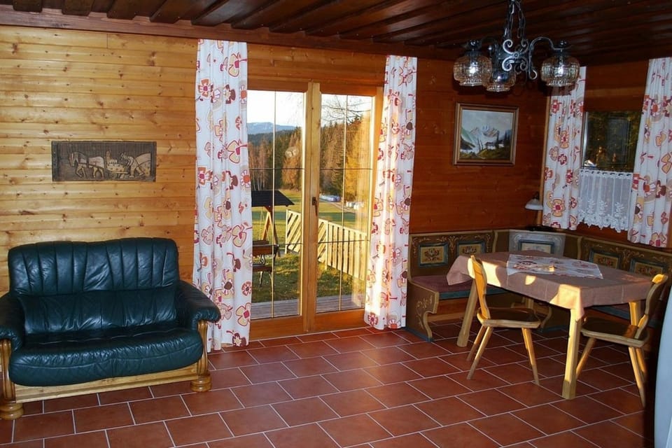 Langhans Hütte 1 House in Carinthia, Austria