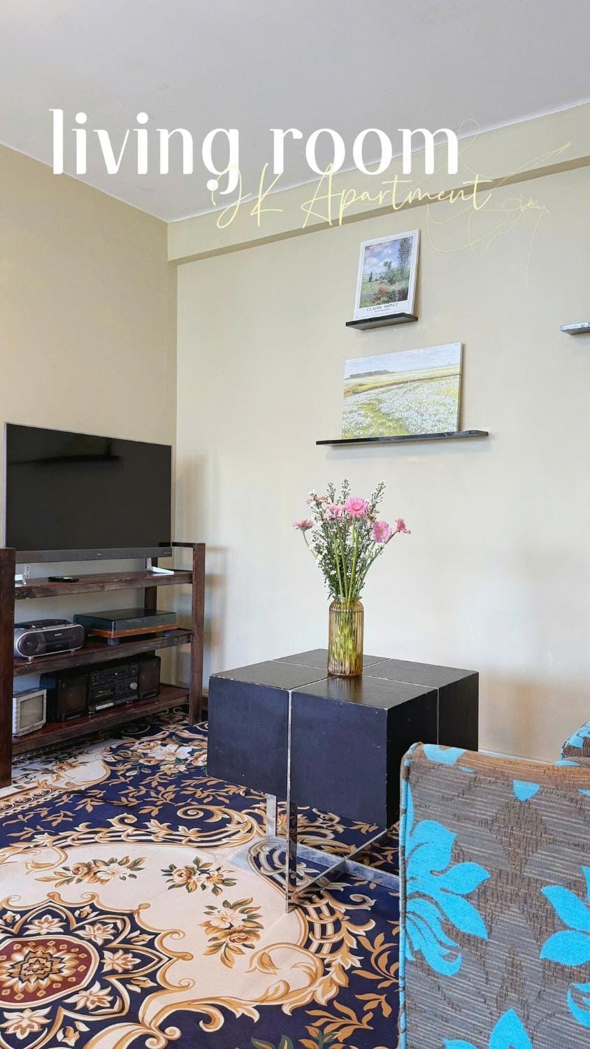 Cozy 2BR Retreat with Outdoor Living & Garden Apartment in Da Nang