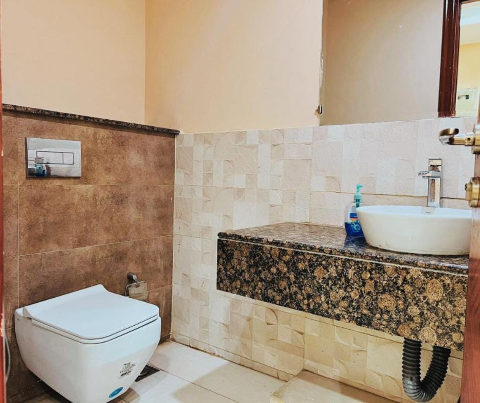 Toilet, Bathroom