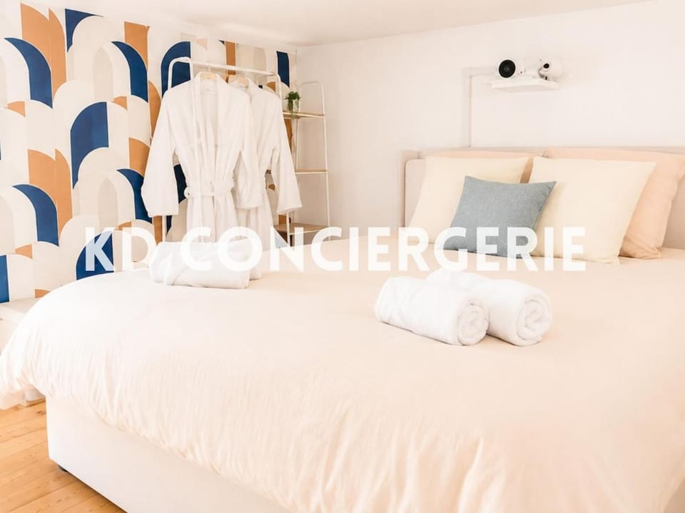 "LA BULLE BLEUE" - Espace détente cosy avec jacuzzi et grand écran Apartment in Provence-Alpes-Côte d'Azur