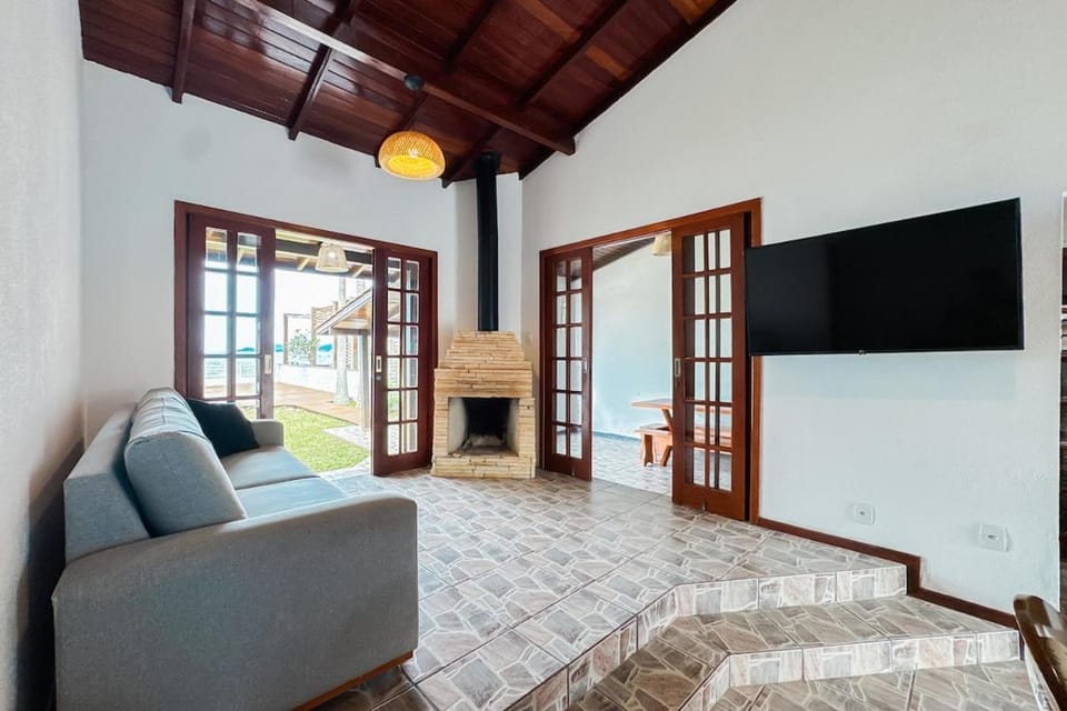 Casa Pé na Areia na Camboa - 0303 House in Florianopolis