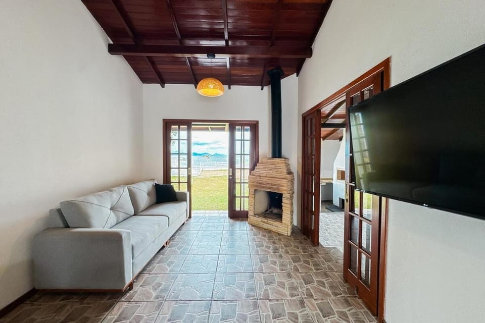 Casa Pé na Areia na Camboa - 0303 House in Florianopolis