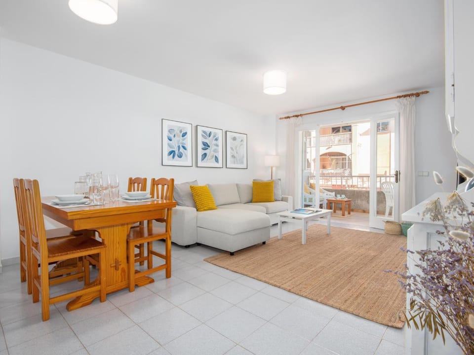 Apartamento de verano a 50 metros del puerto 1D Apartment in Migjorn