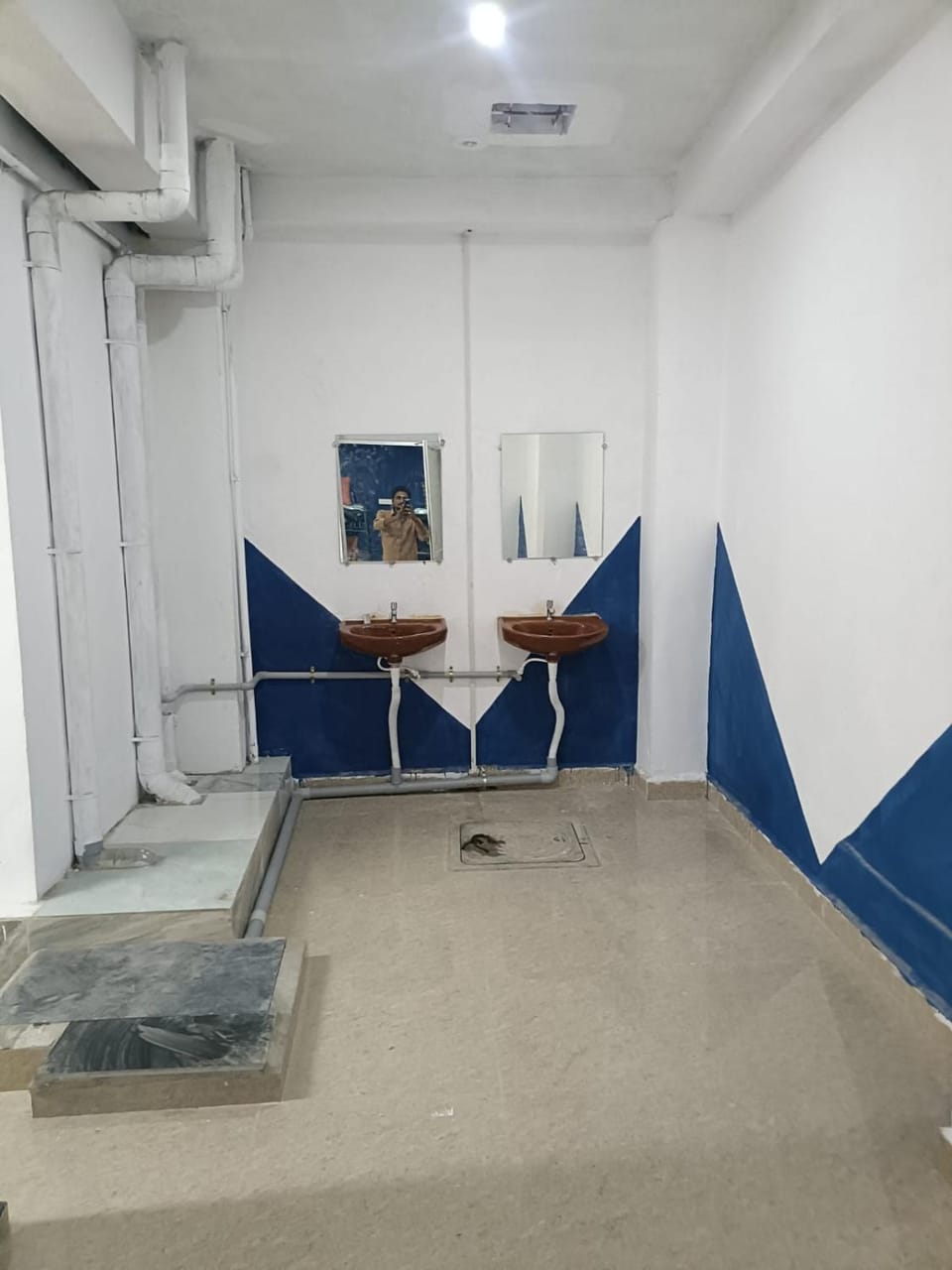 Mens 3 Paradise Hostel in Chennai