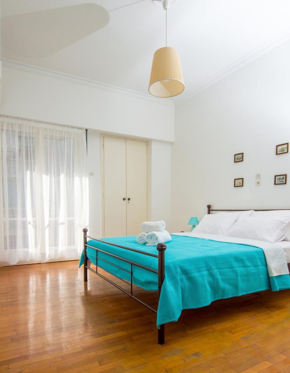 Sunny 1bd apartment just 1minute to Acropolis Apartment in Athens