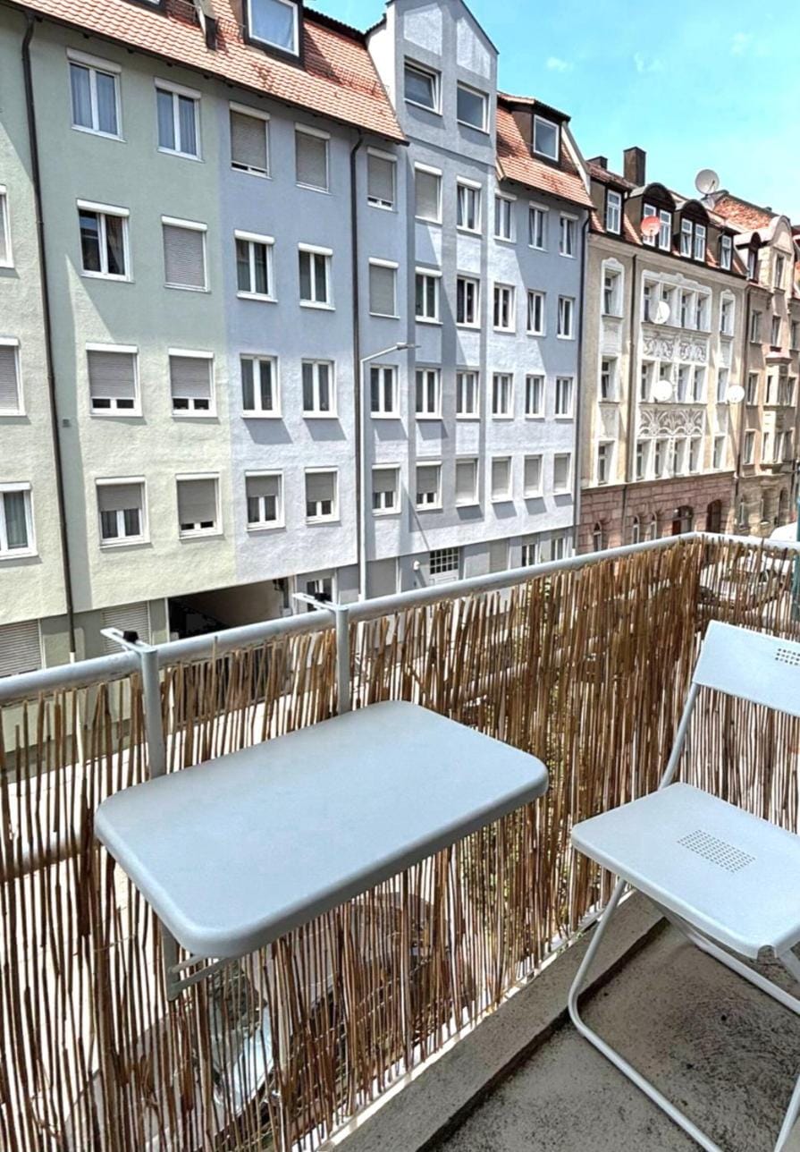 Perfect Apartment - quiet Area near City Center - Full Equipment - Public Transport Apartment in Nuremberg