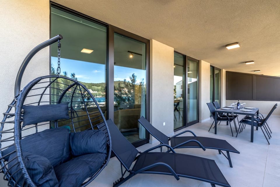 Balcony/Terrace, Seating area, sunbed