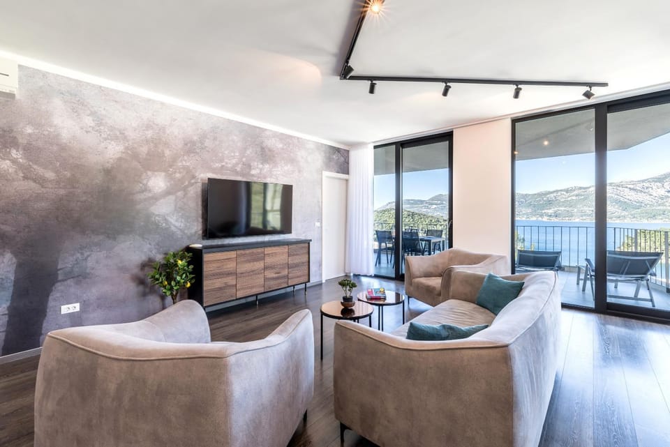 TV and multimedia, Living room