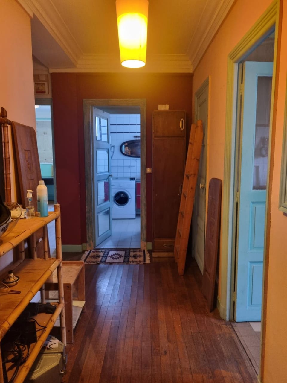 Appartement artistique Apartment in Paris