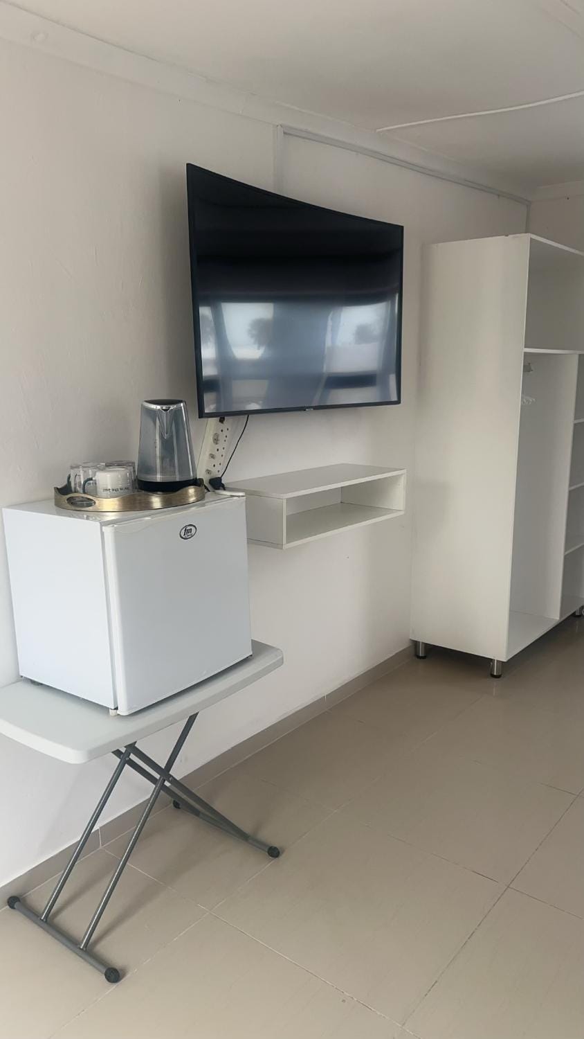 TV and multimedia, Kitchen or kitchenette