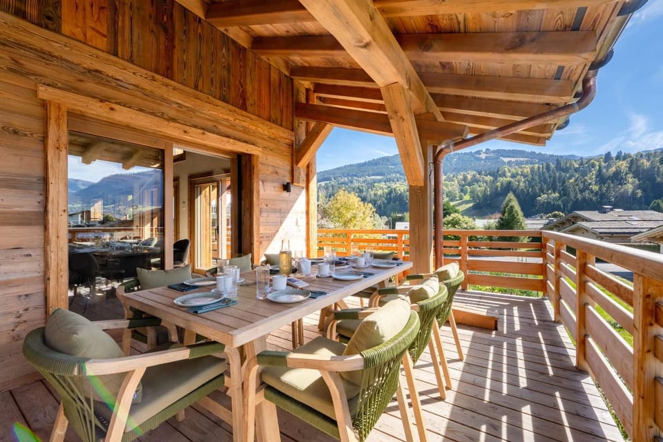 Balcony/Terrace, Mountain view