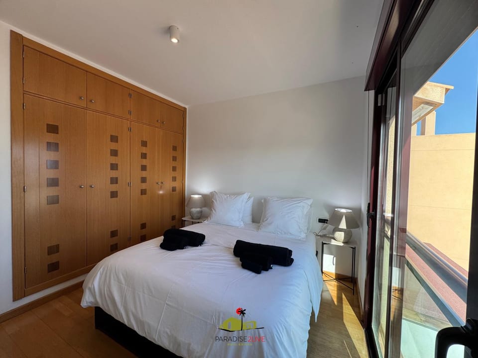 Bed, Photo of the whole room, Bedroom, towels, wardrobe