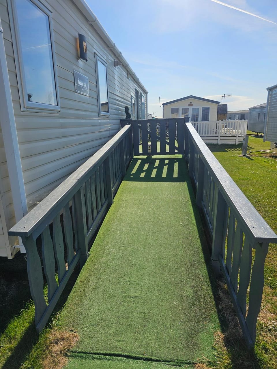 Property building, Day, Balcony/Terrace, Balcony/Terrace