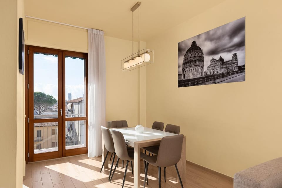 View (from property/room), Balcony/Terrace, City view, Lunch