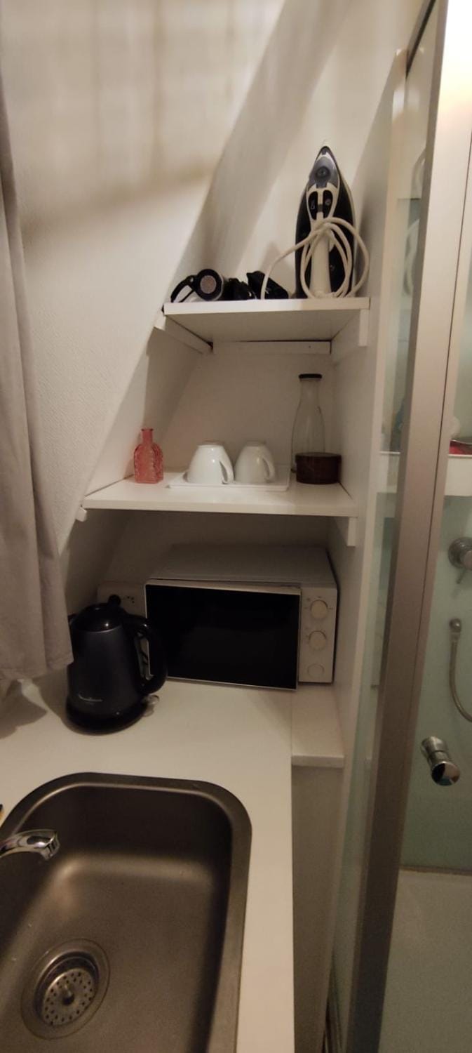 Chambre au pied de la Tour Eiffel Apartment in Paris