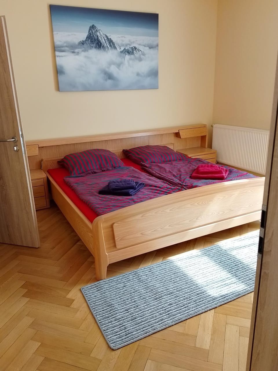 Bed, Photo of the whole room, Bedroom, towels