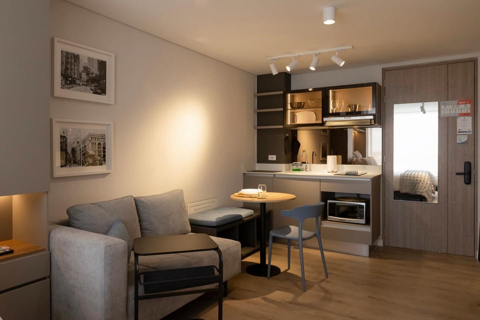 Kitchen or kitchenette, Living room