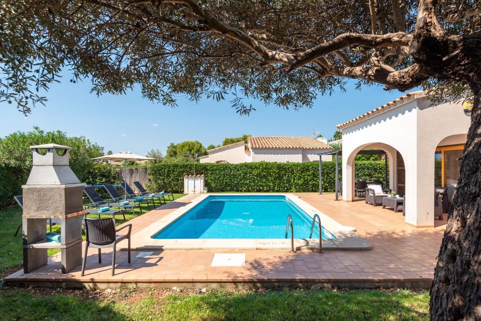 Villa Nicolas by Escape Home Villa in San Jaime Mediterráneo