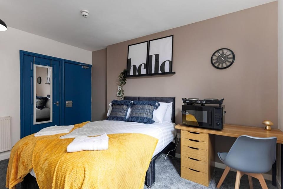 Bed, Bedroom
