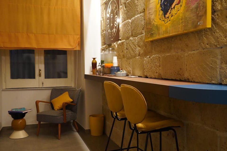 Lobby or reception, Internal: Not applicable to any particular room