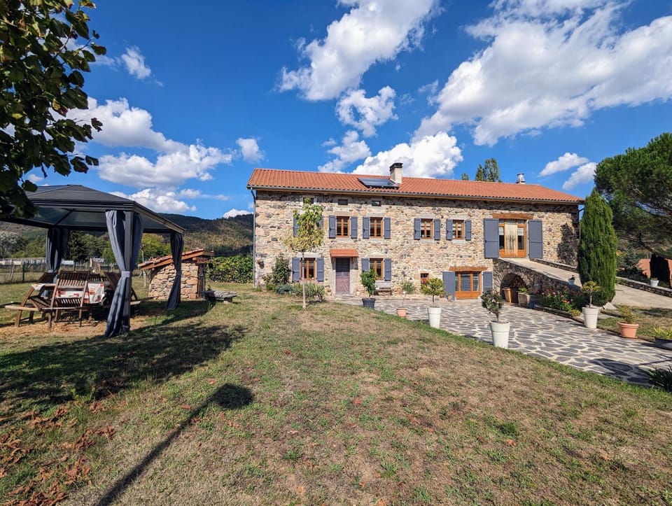 Property building, Day, Natural landscape, Garden view