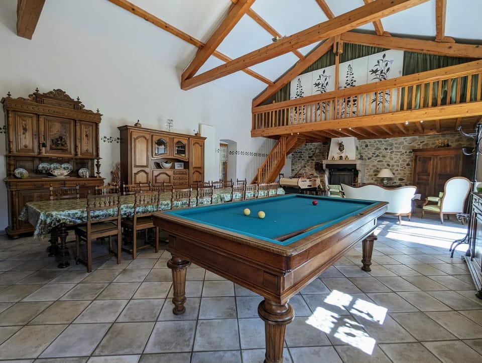 Billiard