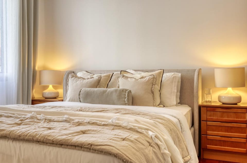 Bed, Bedroom