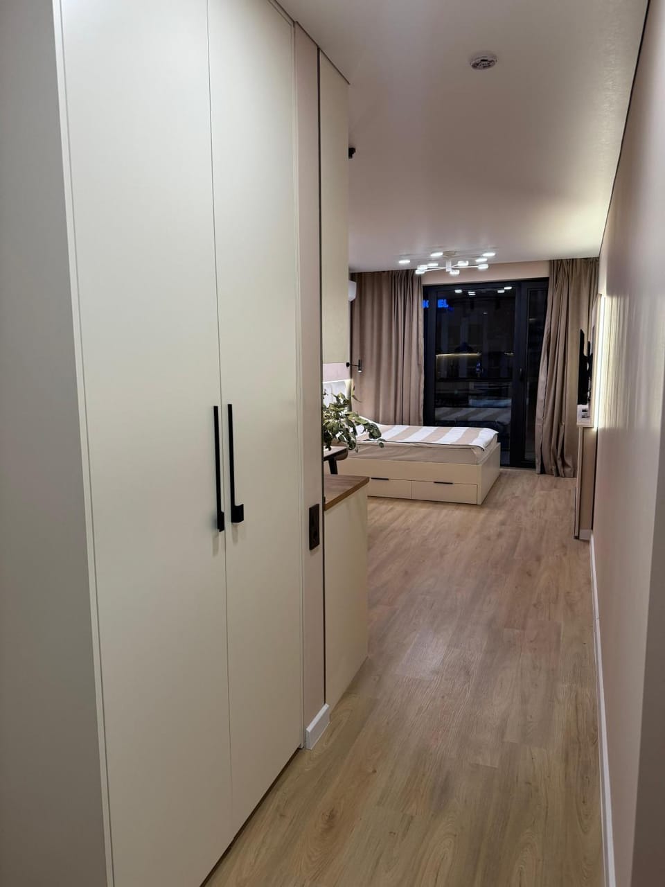 BlueSky Scandinavian Studio Apartment in Batumi