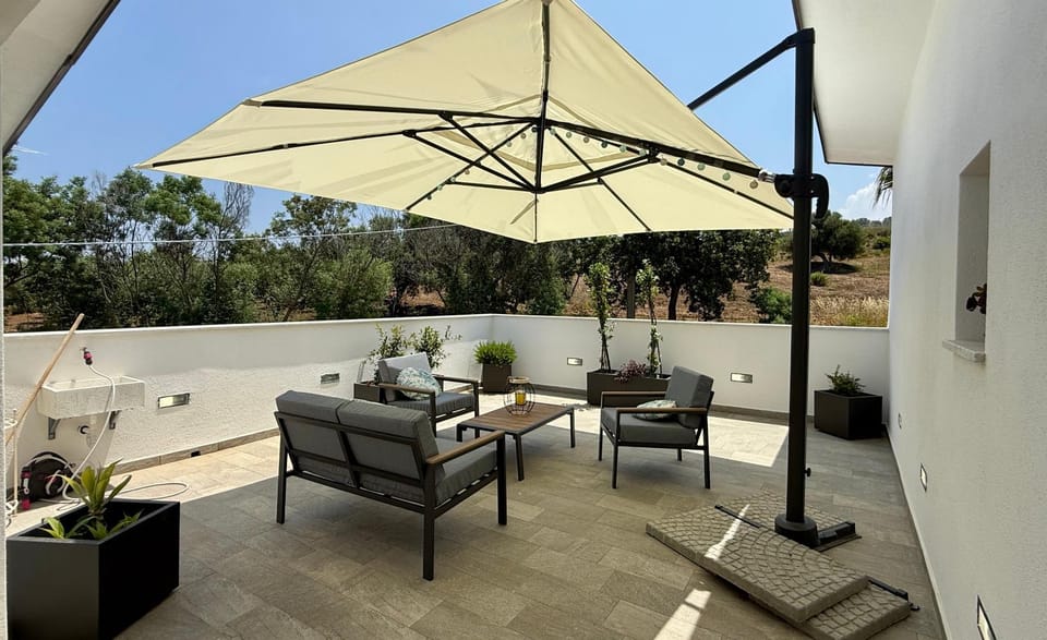 A Terrace on Paradise - Panoramic Refuge Apartment in Calabria
