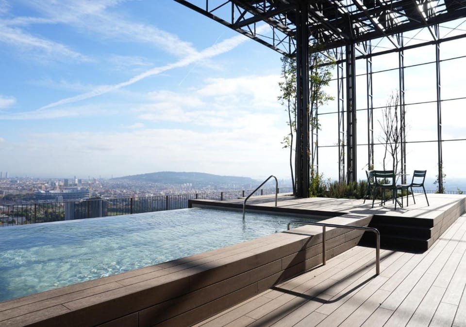 Natural landscape, Balcony/Terrace, City view, Sea view, Swimming pool, Swimming pool