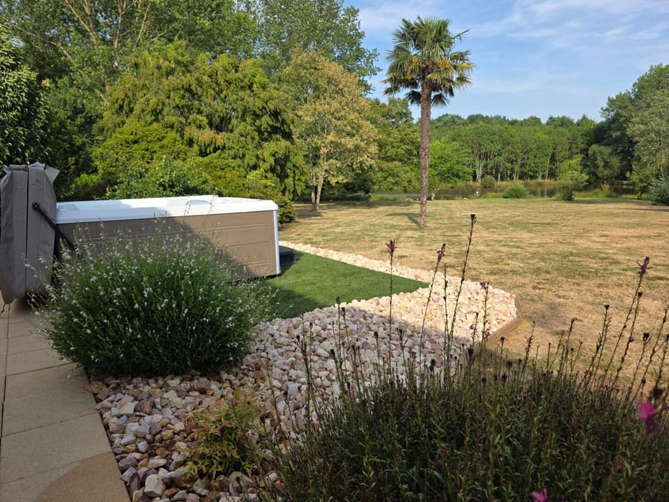 Ô Repos de l'étang - Maison sereine en Vendée, idéale familles, amis & séminaires intimistes House in Pays de la Loire