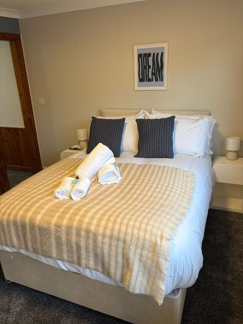 Vacant Nests The Ivy Cottage Wi-Fi Spacious House in Scotland